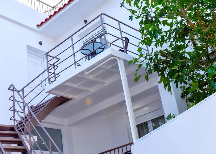 La Maison Plakes Rooftop * Skiathos-Stadt