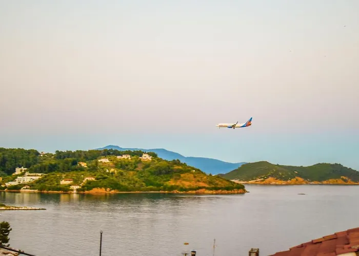 Apartment La Maison Plakes Rooftop Skiathos-Stadt