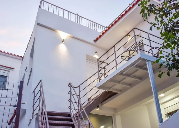 La Maison Plakes Rooftop * Skiathos-Stadt