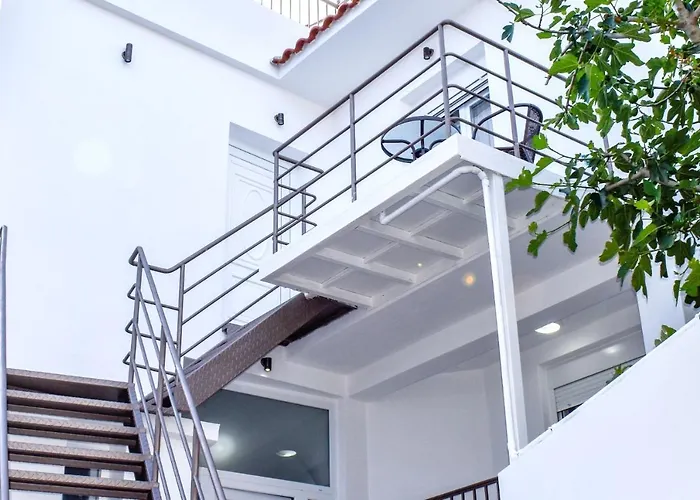 Apartment La Maison Plakes Rooftop