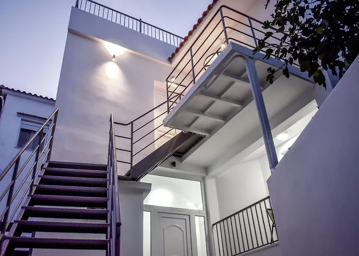 Apartment La Maison Plakes Rooftop