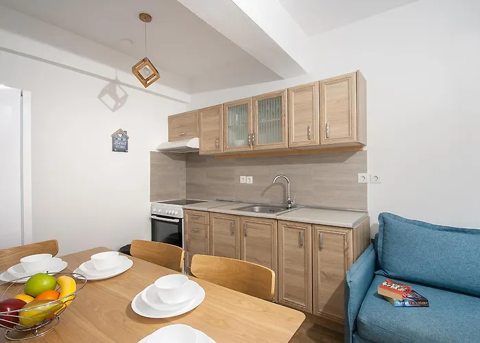 La Maison Plakes Rooftop Apartment *