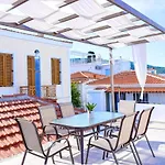 La Maison Plakes Rooftop Apartman Szkiáthosz