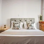 La Maison Plakes Rooftop Скиатос