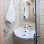 La Maison Plakes Rooftop Апартаменты *