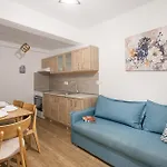 La Maison Plakes Rooftop *