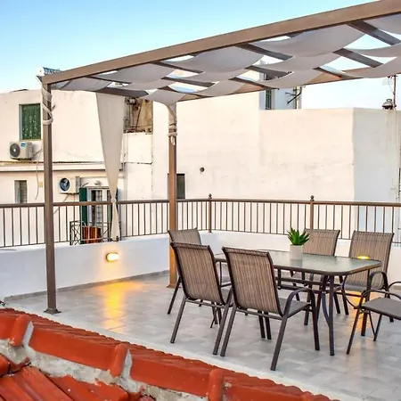 La Maison Plakes Rooftop * Σκιάθος Πόλη