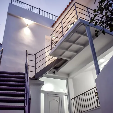 아파트 La Maison Plakes Rooftop
