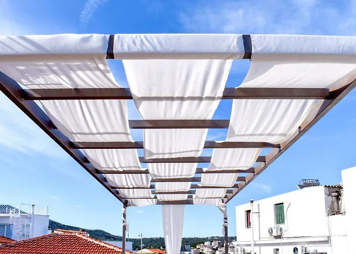 La Maison Plakes Rooftop Skiatos