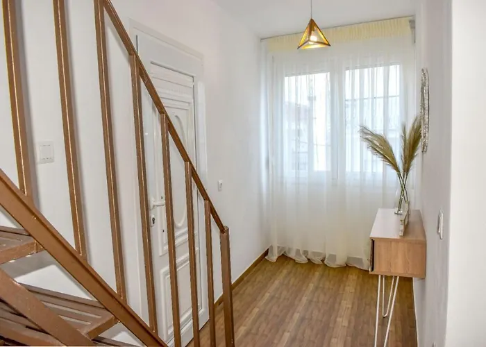 La Maison Plakes Rooftop Apartament