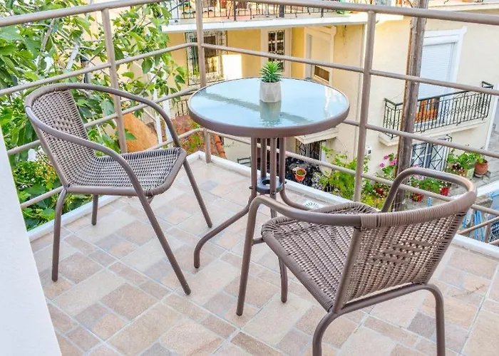 La Maison Plakes Rooftop Apartament *